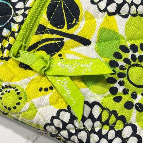 Vera Bradley | “Limes Up” Green Crossbody Women’s Shoulder Bag - Picture 5 of 15